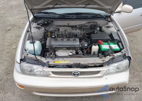 1997 Toyota Corolla Ce из США, поврежденный, VIN 2T1BA02E3VC223578